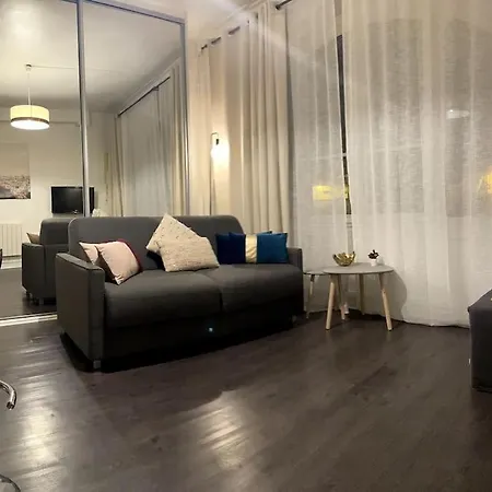 Cozy Chatelet 1 פריז